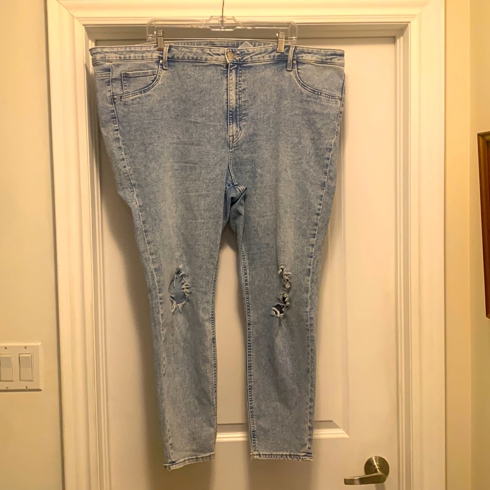 H&M denim curvy jogging distressed